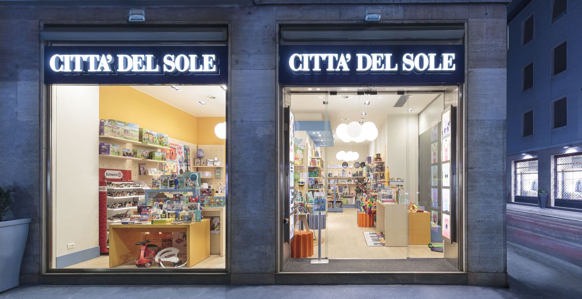 Milano Corso Genova