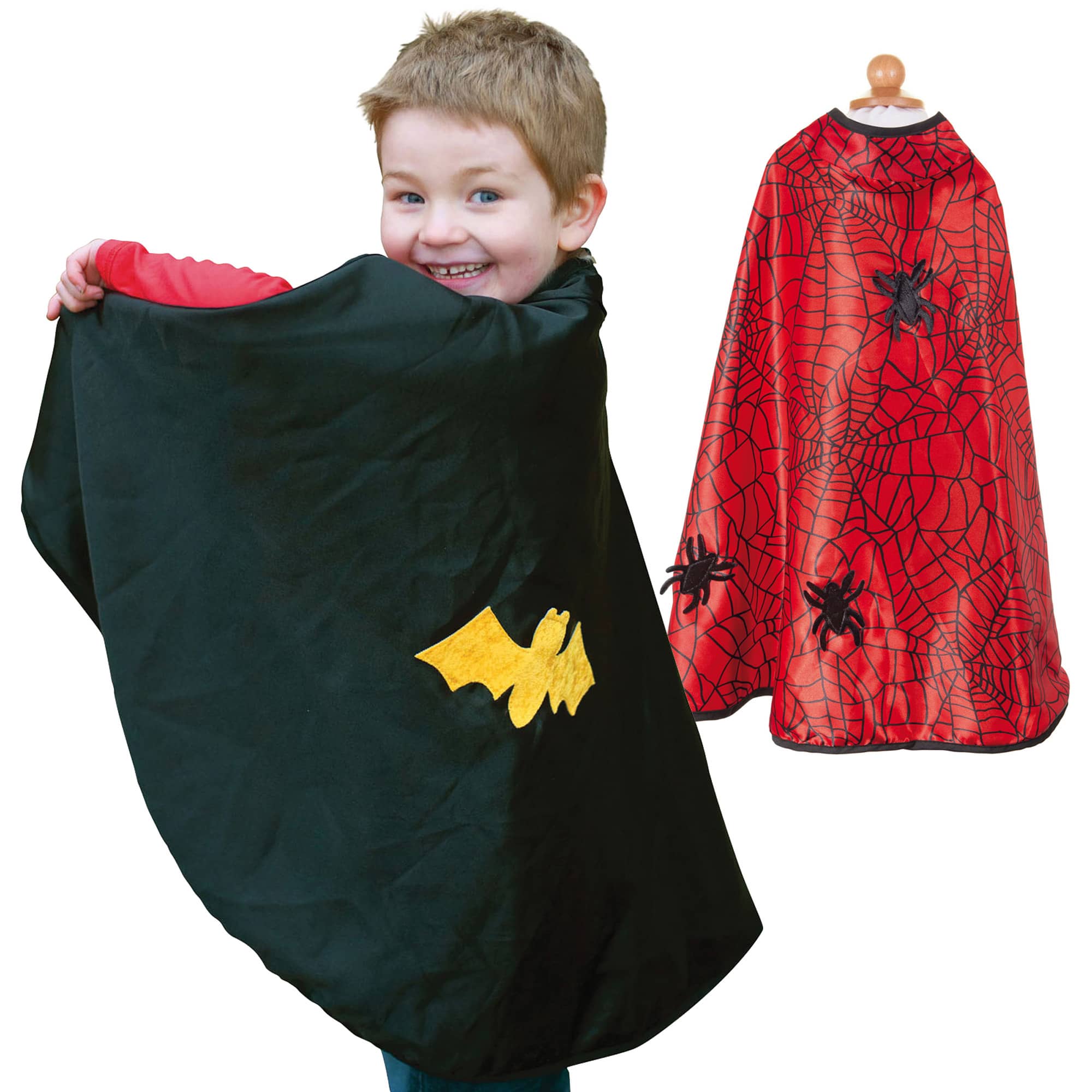 Mantello reversibile spiderman batman, Giochi di immaginazione, Costumi e  travestimenti, Giochi per Bambini e Ragazzi